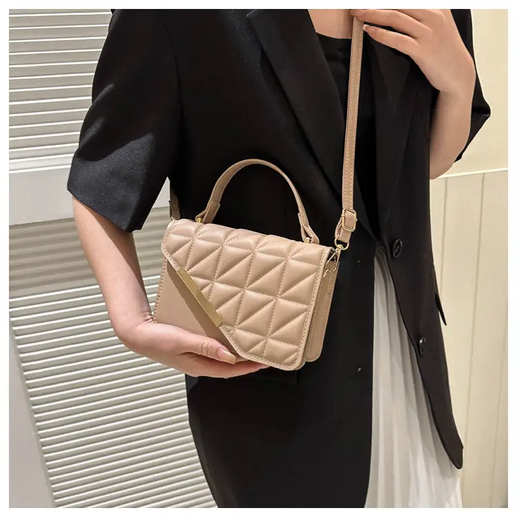 Black Quilted Handbag for Women 2026 — feature 11