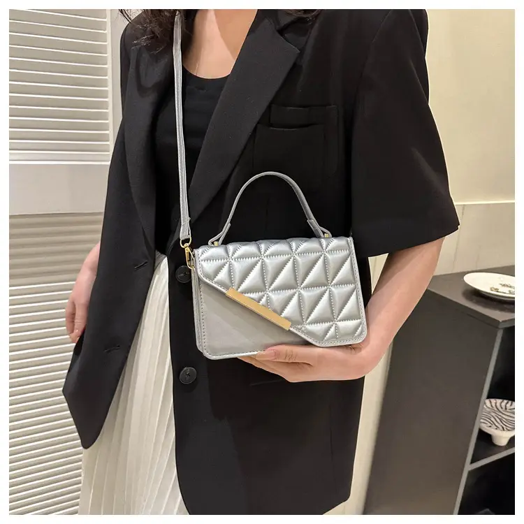 Black Quilted Handbag for Women 2026 — feature 13