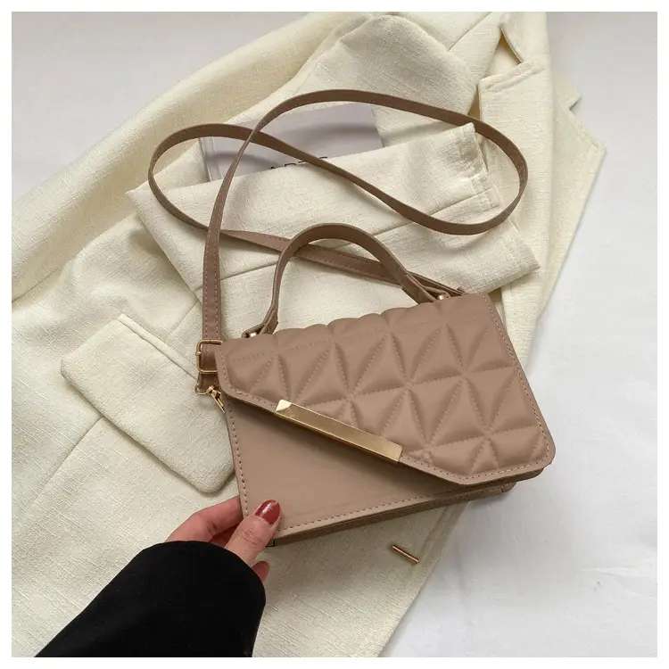 Black Quilted Handbag for Women 2026 — feature 21