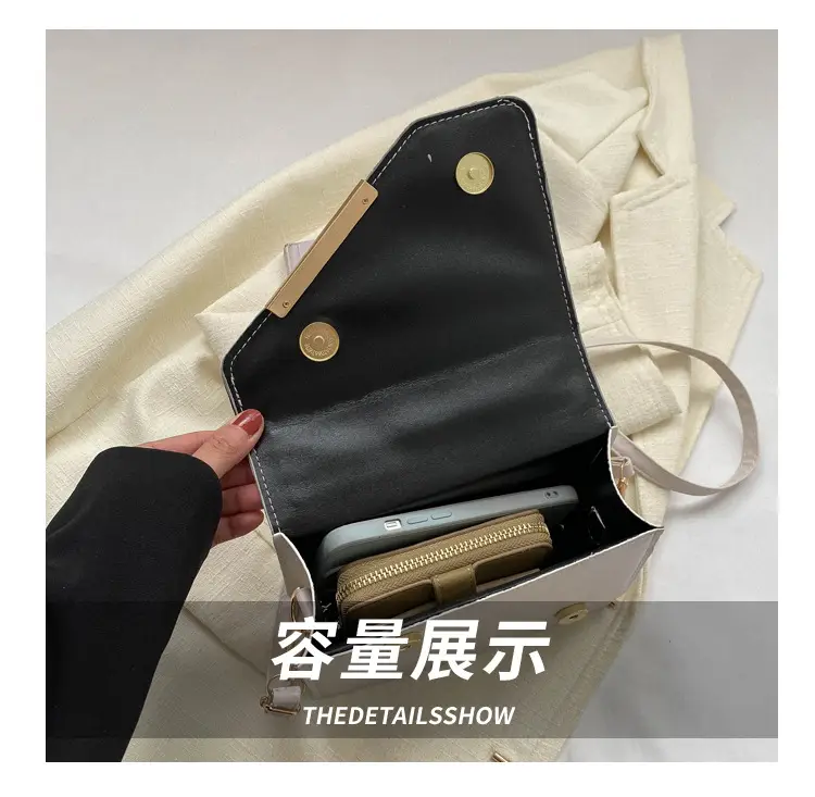 Black Quilted Handbag for Women 2026 — feature 4