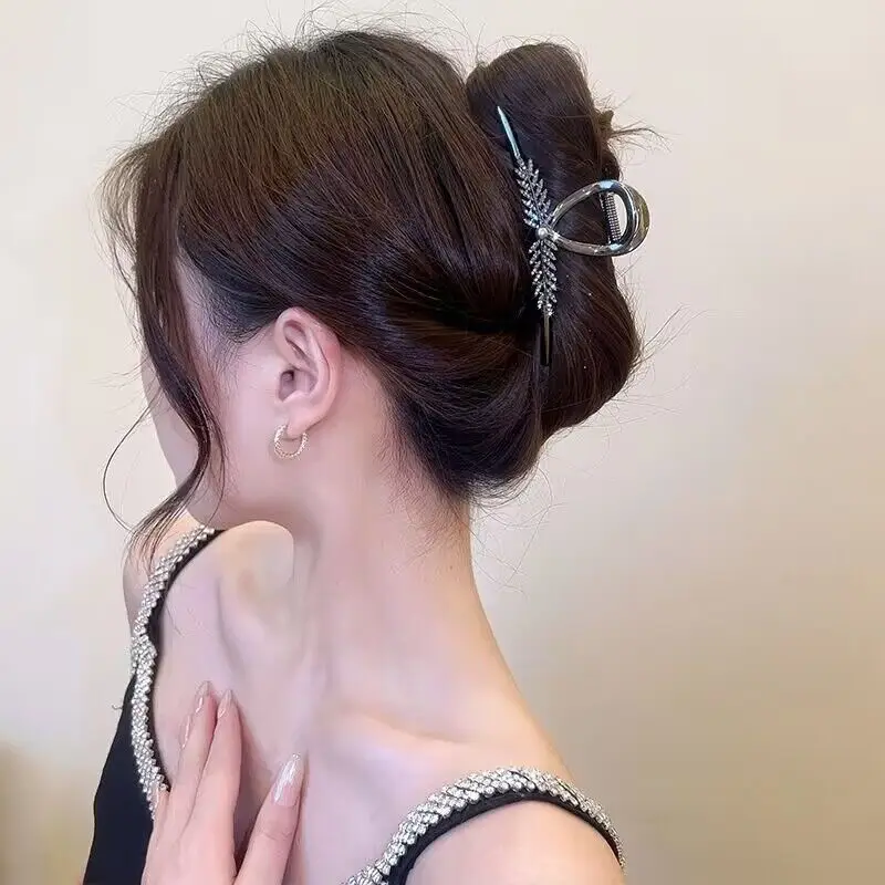 Elegant Antique Shark Hairpin Clip for Women - Image 5
