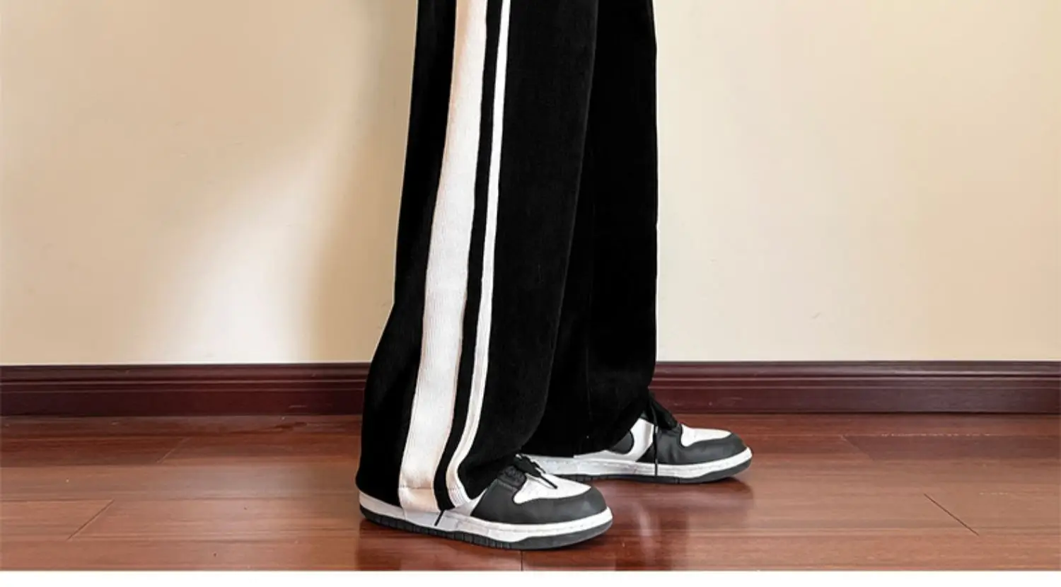 Men's Corduroy Waffle Pants Black White 2022 — feature 13