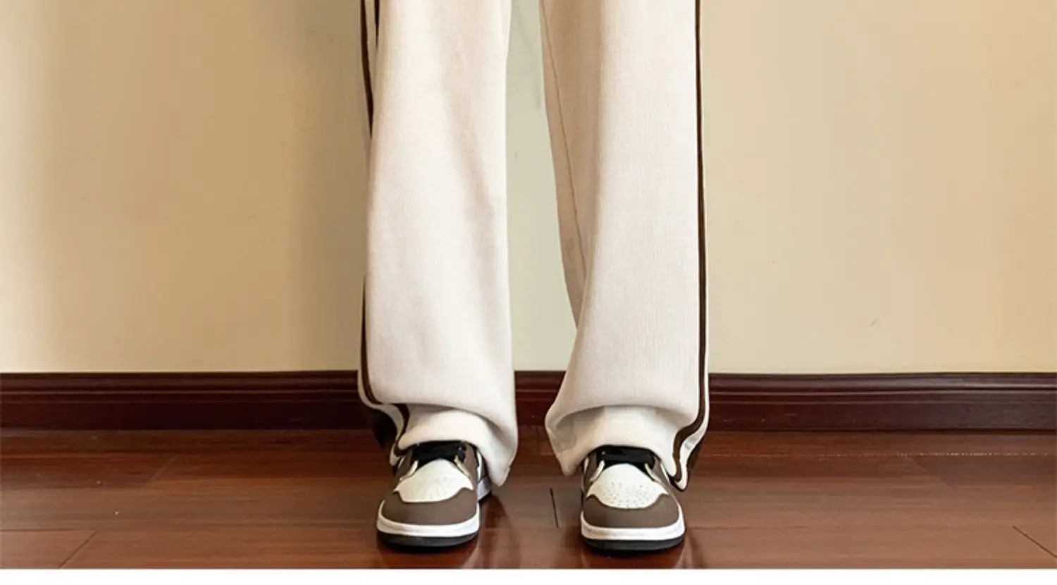 Men's Corduroy Waffle Pants Black White 2022 — feature 17
