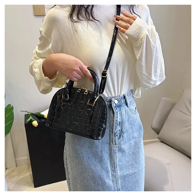White Stone Pattern Shoulder Bag for Women 2023 — feature 22