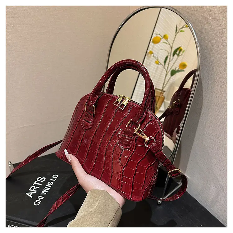 White Stone Pattern Shoulder Bag for Women 2023 — feature 33