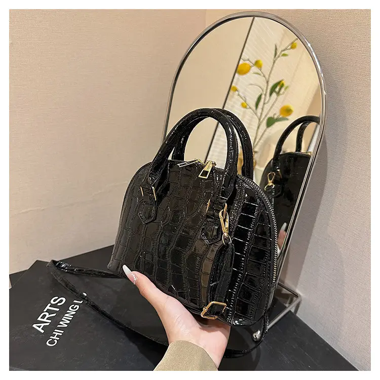 White Stone Pattern Shoulder Bag for Women 2023 — feature 37