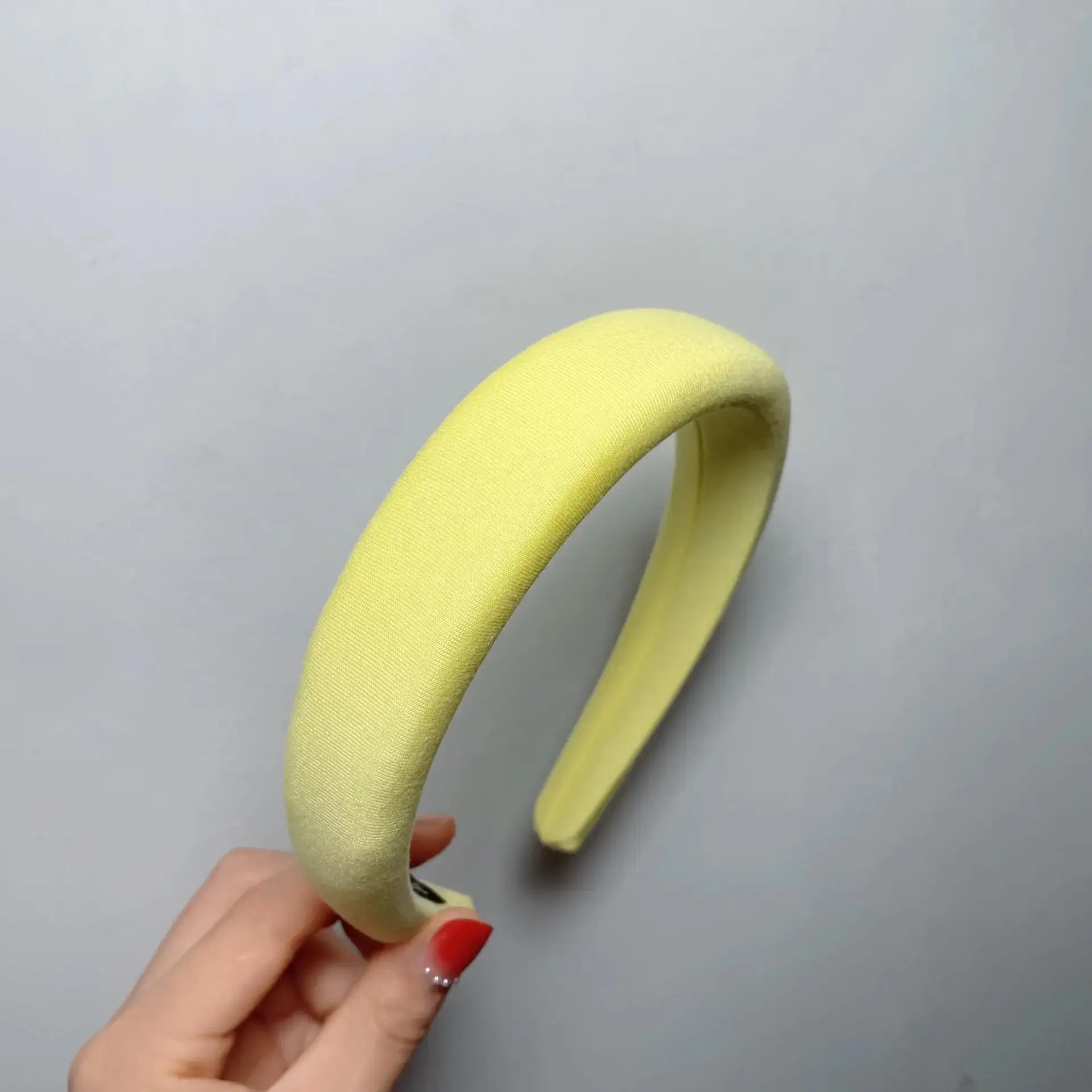 White High Cranial Top Hair Band for Women - Image 4