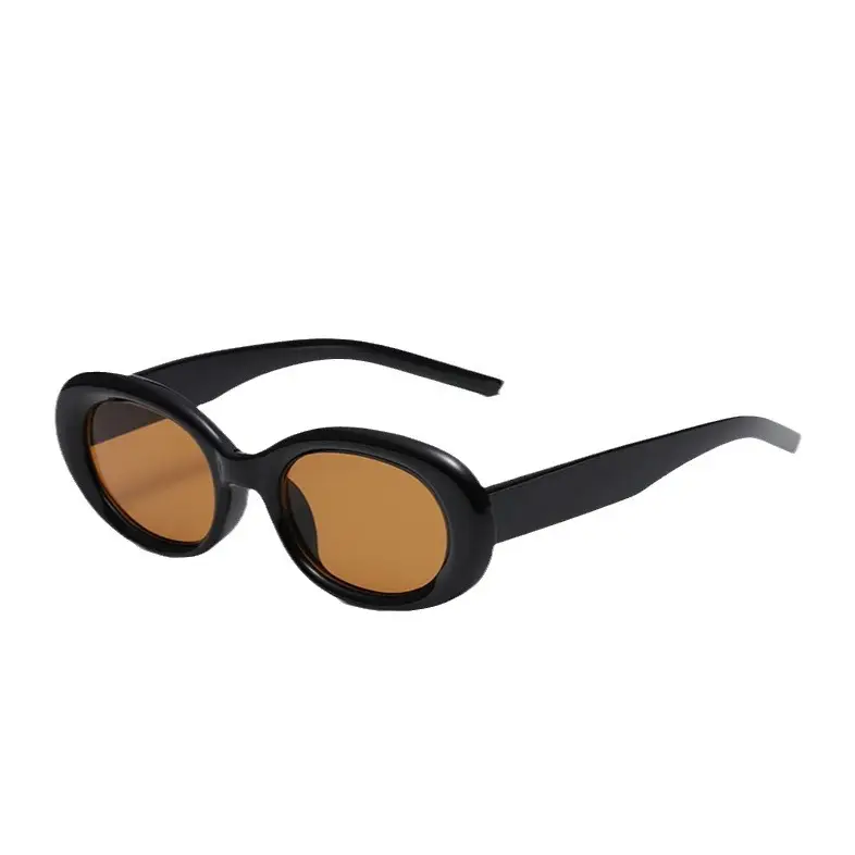 Women's Black Retro Y2G Street Shooting Glasses UV-Proof - Image 9