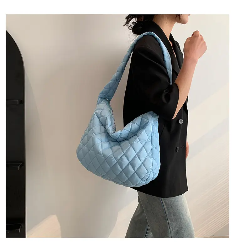 Pink Quilted Women's Tote Bag 2023 New — feature 22