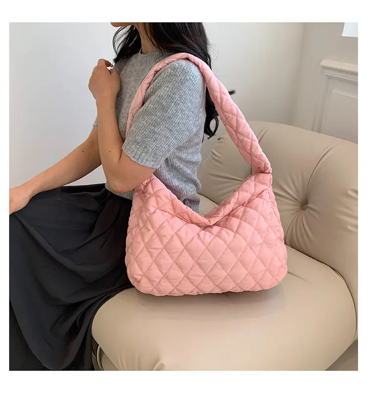 Pink Quilted Women's Tote Bag 2023 New — feature 28