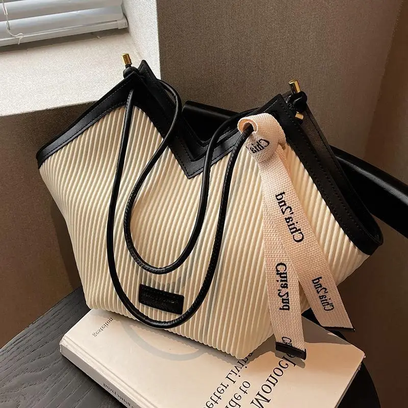 Korean Style Brown Canvas Shoulder Bag for Women - Image 5