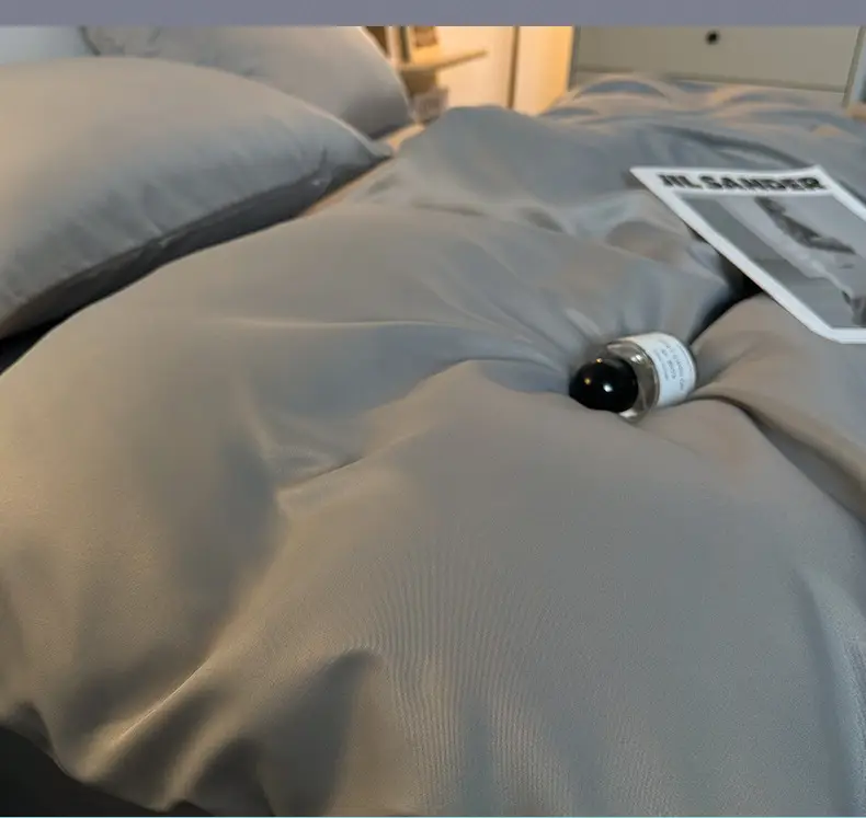 Ice Silk Four-piece Bed Sheet for Student Dormitory Summer Bed Cover Light Luxury Simple Quilt Cover High-grade Bedding 2m Quilt Cover for Hair — feature 4