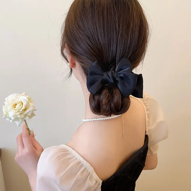 Elegant Bow Back Clip for Women 2025 - Image 4