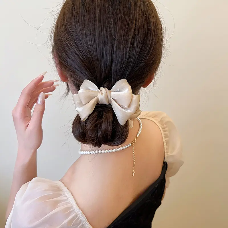 Elegant Bow Back Clip for Women 2025 - Image 6