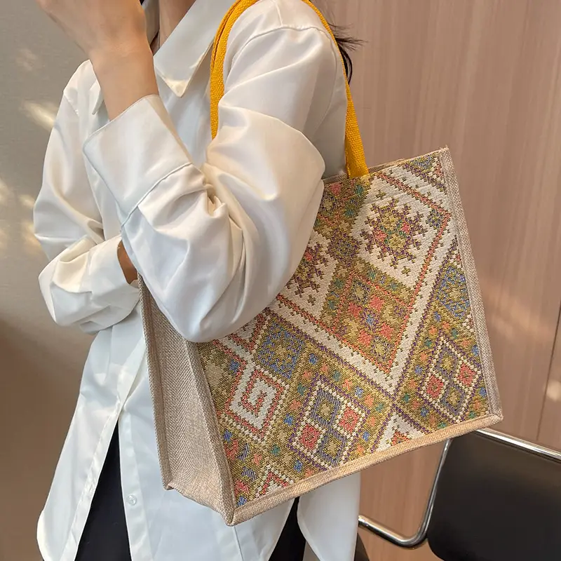 Ethnic Pattern Large Capacity Women's Tote Bag