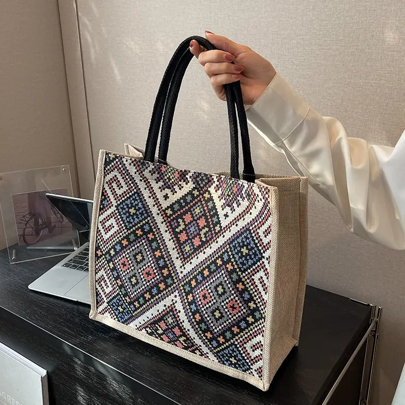 Ethnic Pattern Large Capacity Women's Tote Bag