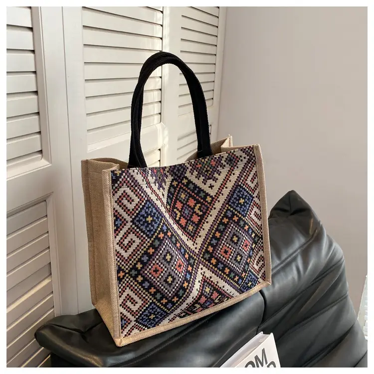 Ethnic Pattern Large Capacity Women's Tote Bag — feature 21