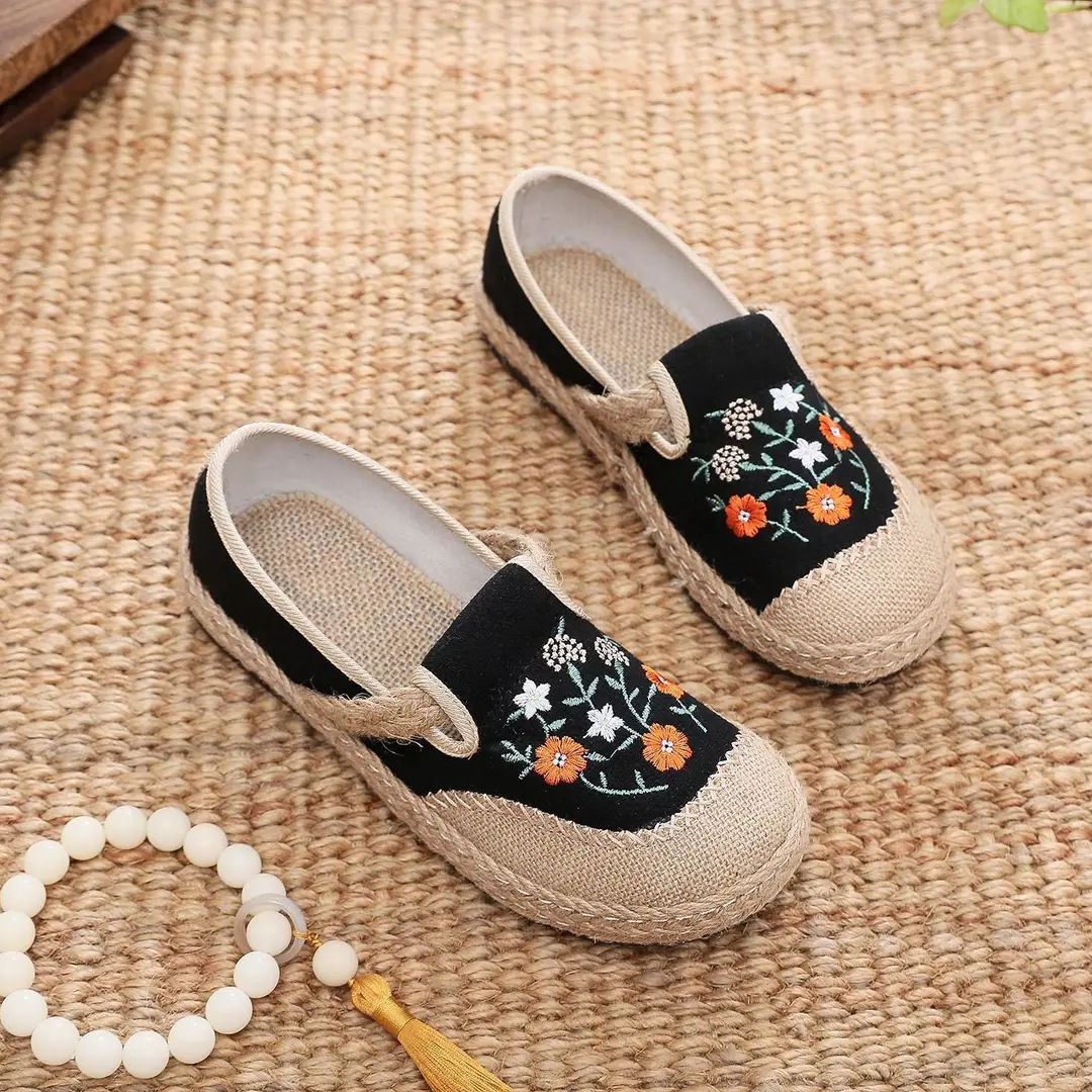 Spring New Old Beijing Cloth Shoes Women's Single Shoes Ethnic Style Fisherman Shoes Slip-on Soft Sole Mother Shoes Flat Comfortable