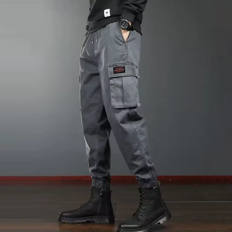 Men Black Slimming Casual Pants with Pocket Design