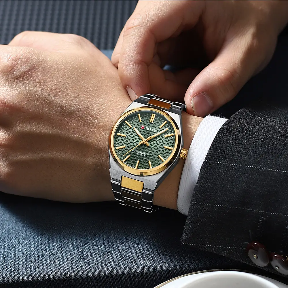 Curren Men's Gold Steel Watch with Dial — feature 11