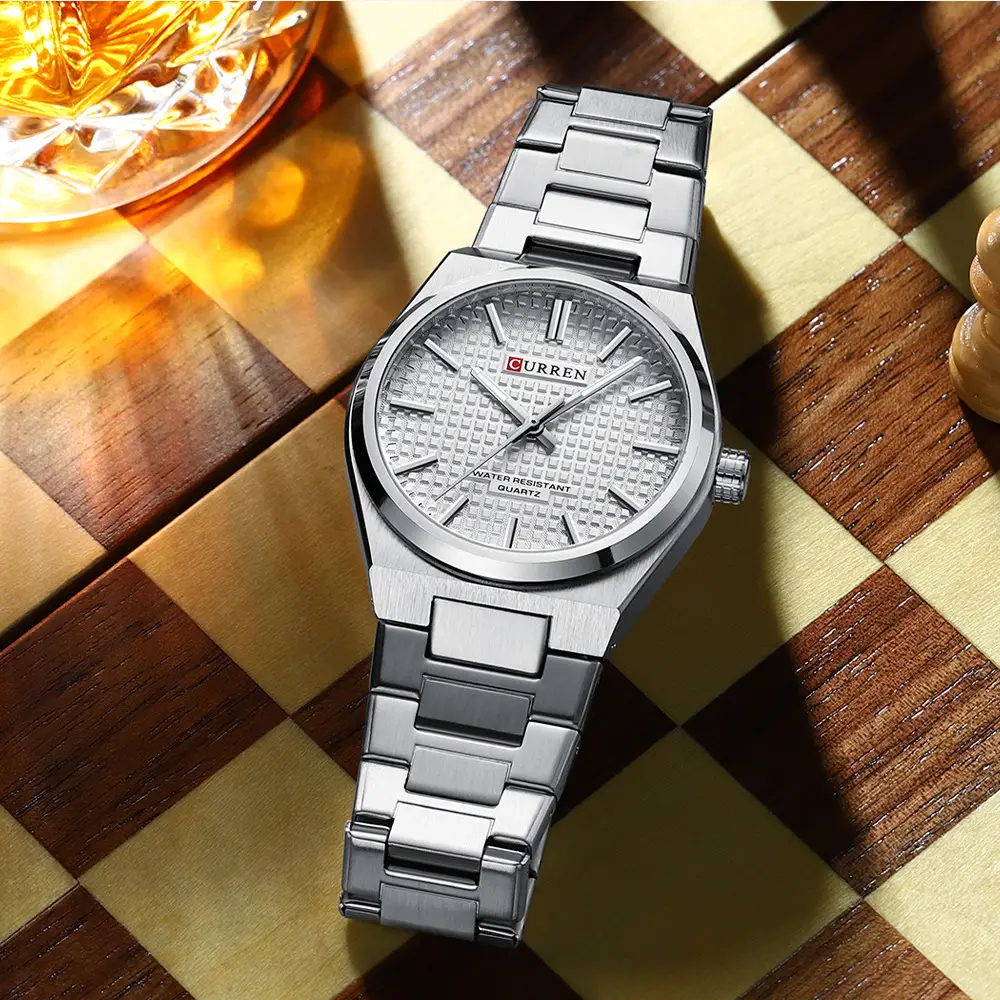 Curren Men's Gold Steel Watch with Dial — feature 22