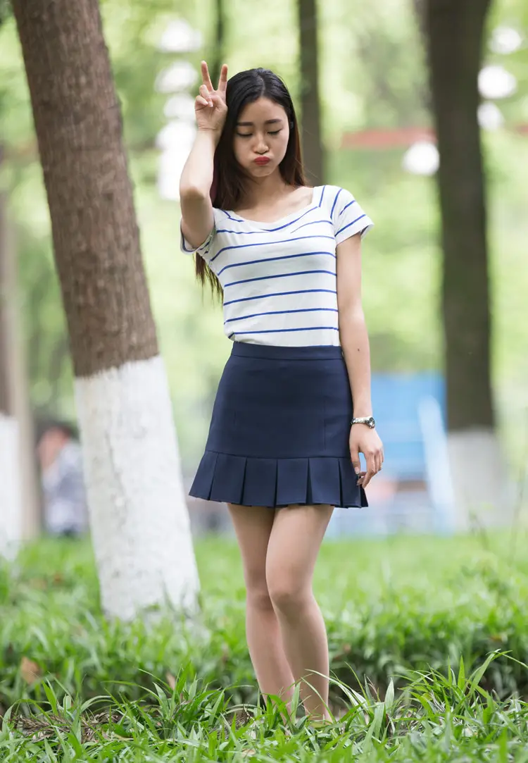 Light Blue Pleated Skirt for Women New College Spring Summer — feature 4