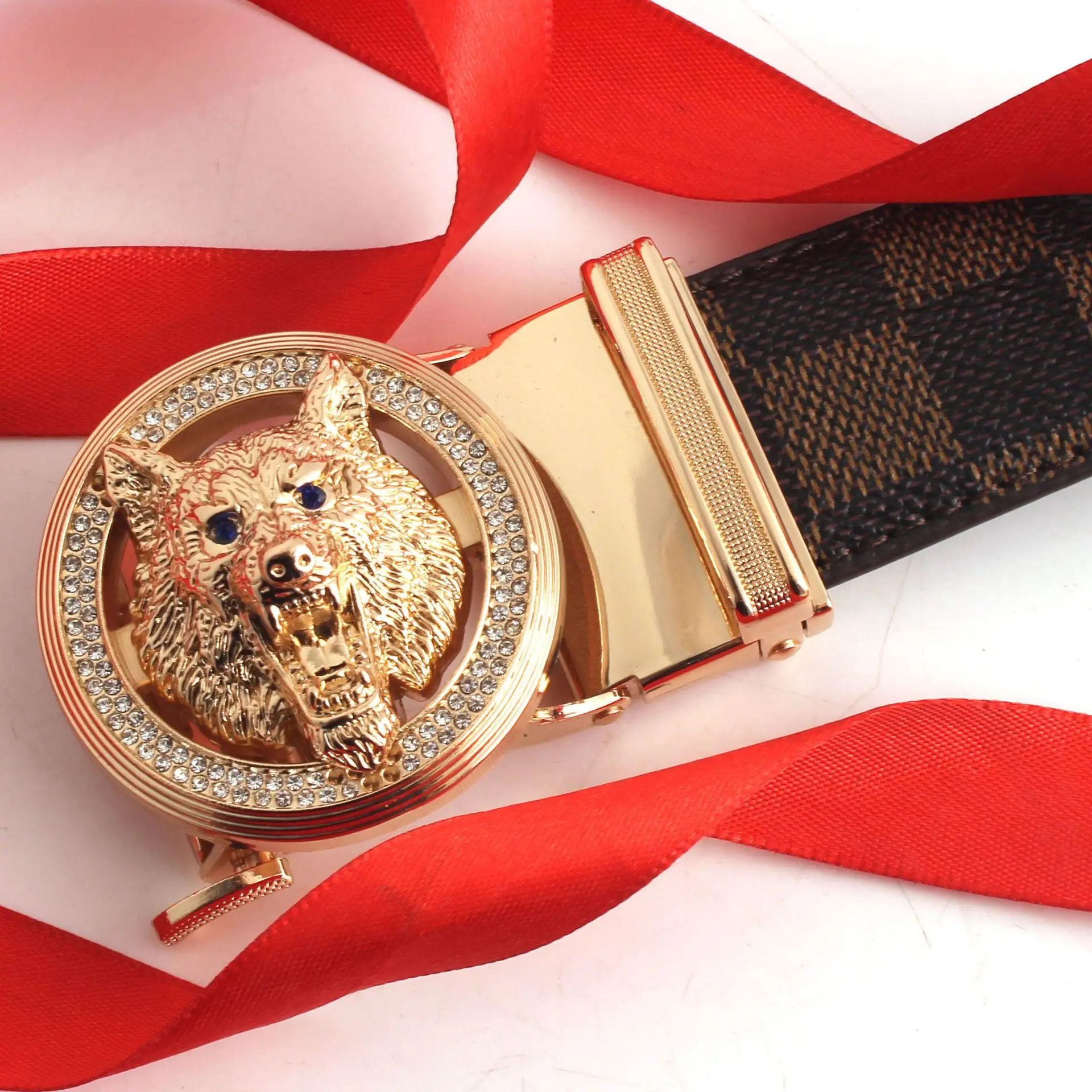 Men's 2023 Golden Wolf Head Belt with Plaid Strap - Image 4