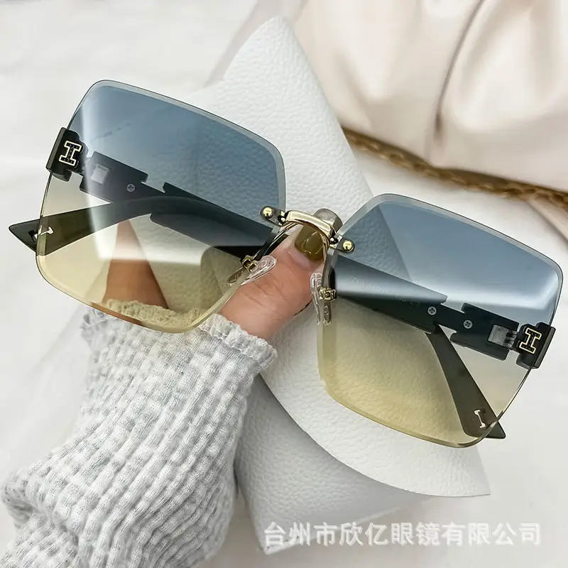 Women's Cut Edge Sunglasses Gradient Color High End Fashion - Image 2