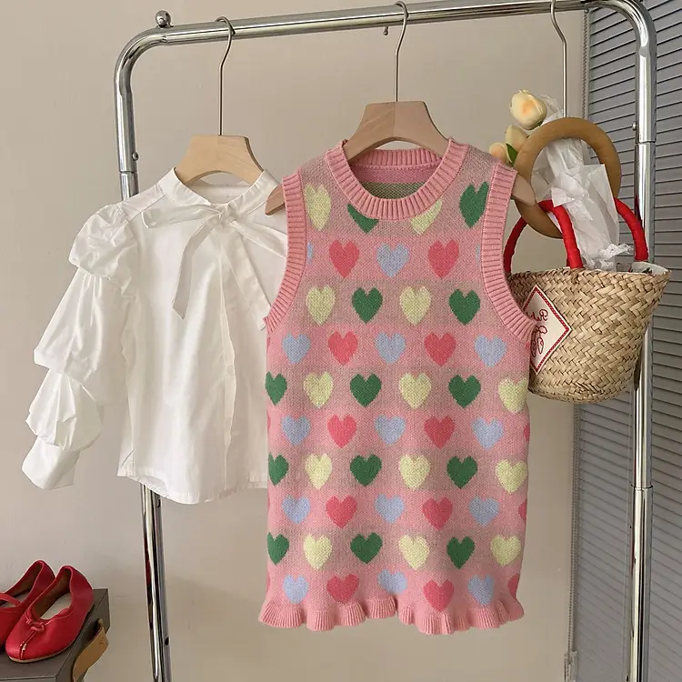 Girls Pink Heart Knitted Sleeveless Dress 2025 — feature 10