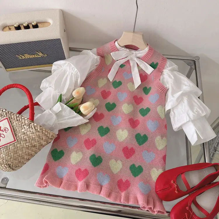Girls Pink Heart Knitted Sleeveless Dress 2025 — feature 6