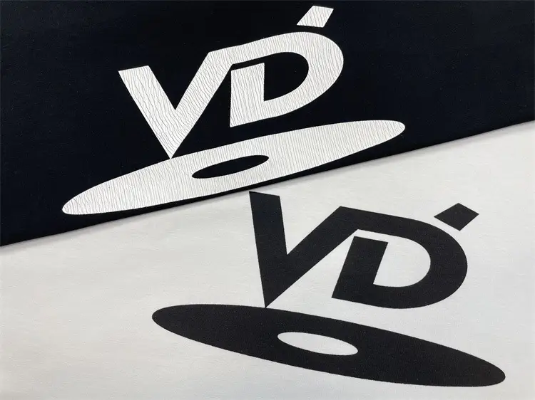 Vujade Pure Cotton Vibe T-Shirt Small Neckline — feature 7