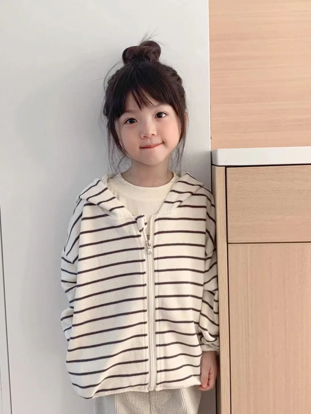 Girls Striped Coat 2023 Casual Hooded Sweater — feature 4