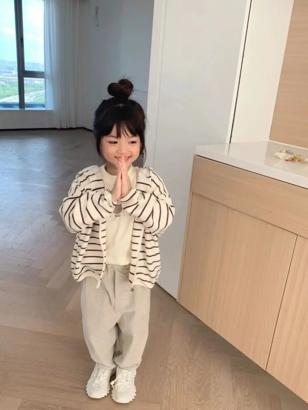 Girls Striped Coat 2023 Casual Hooded Sweater — feature 7