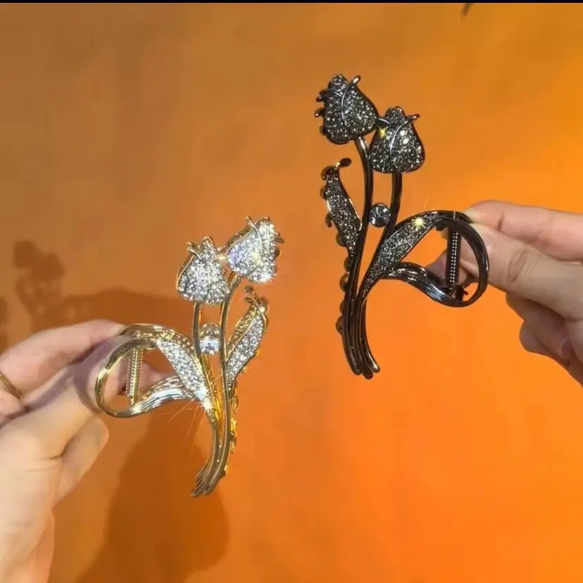 2023 Tulip Shark Hair Clip for Women