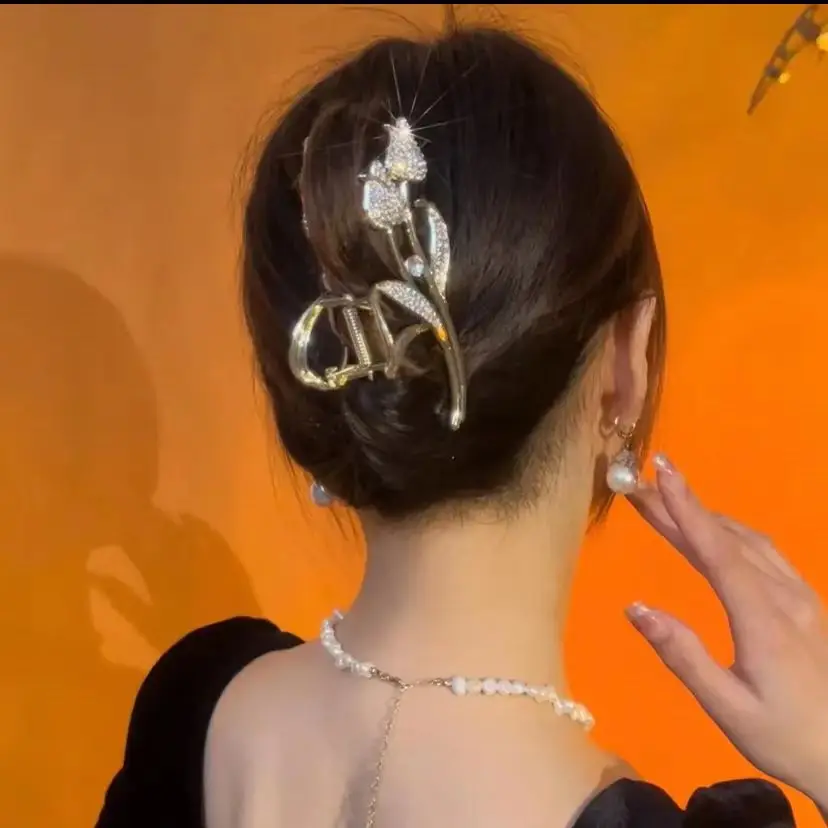 2023 Tulip Shark Hair Clip for Women