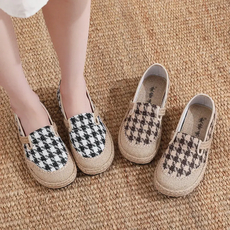 Spring New Old Beijing Cloth Shoes Women's Single-layer Shoes Canvas Shoes Non-slip Soft Sole Slip-on Fisherman Shoes Comfortable - Image 4