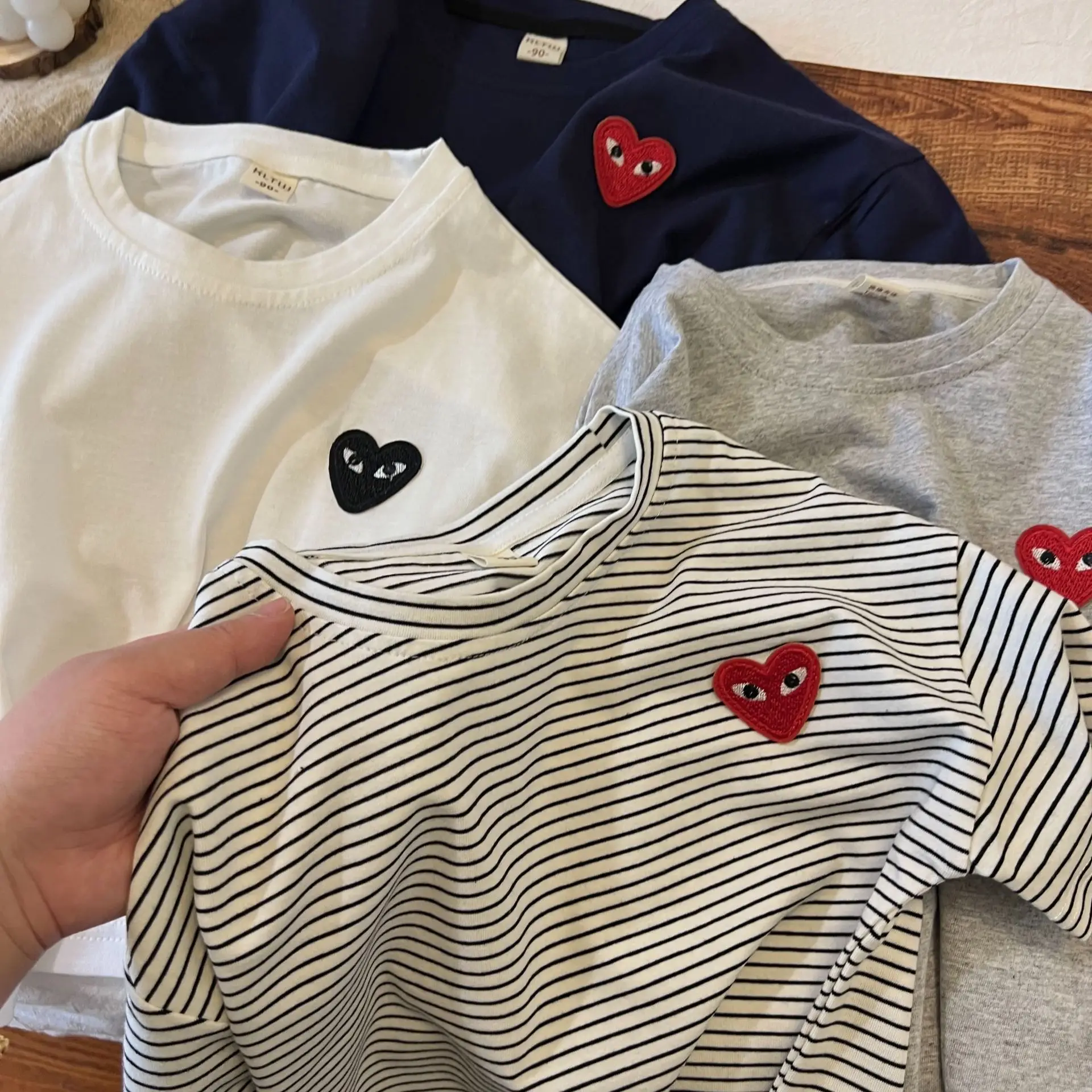 2024 Summer Striped Heart T-Shirt for Boys Girls Navy Blue — feature 4