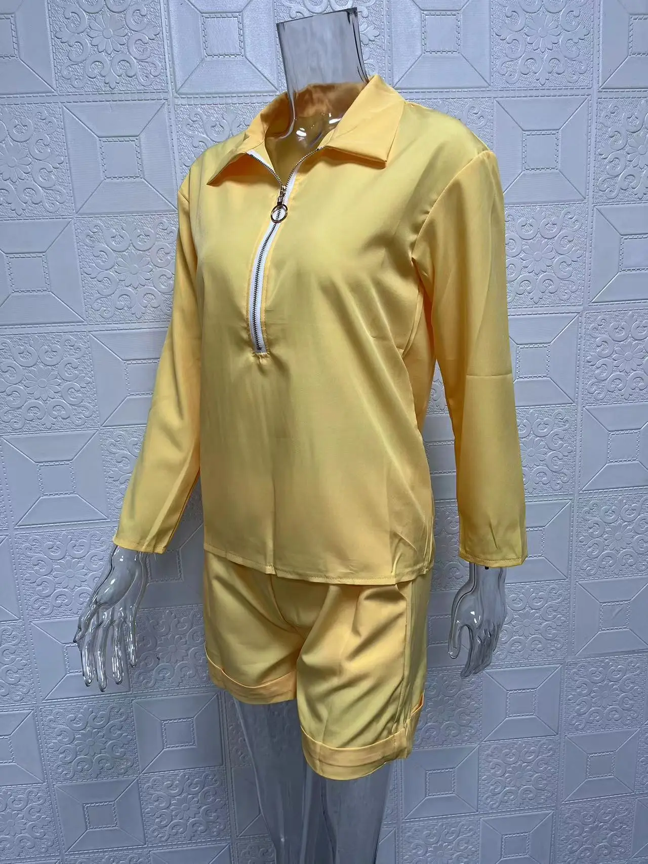 Women Yellow Zipper Shorts Top Set Summer 2024 — feature 20
