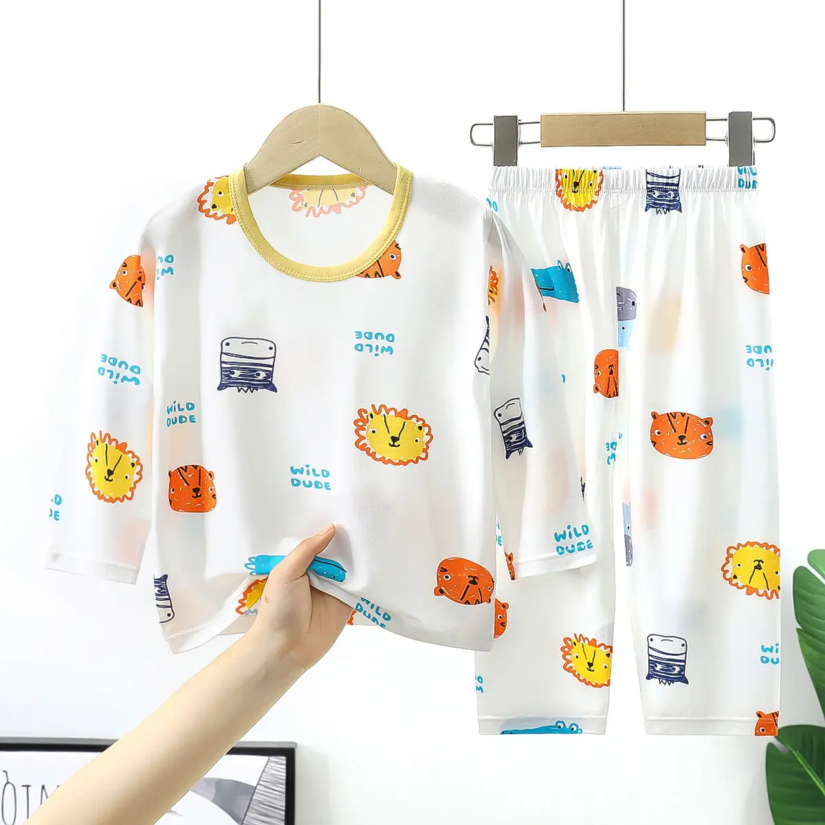 Children's Wormwood Pajamas Set for Girls - Image 8