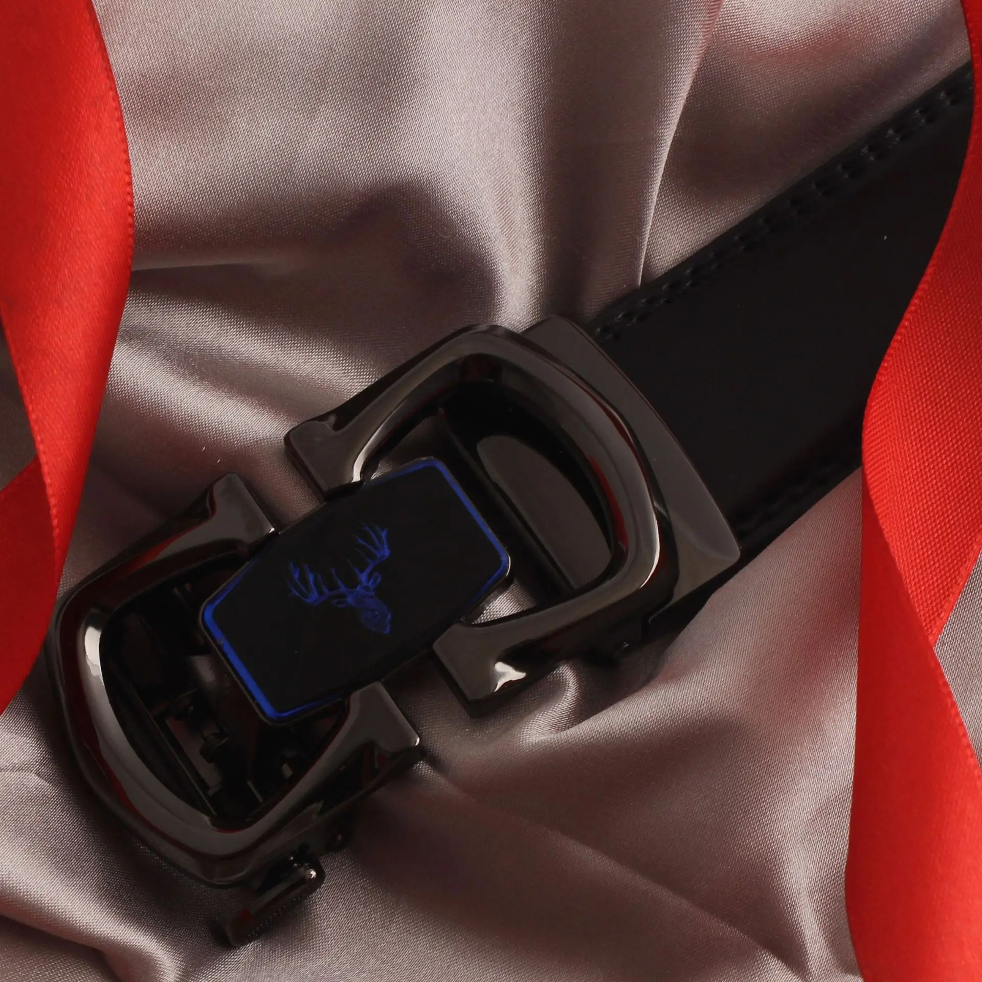 Men's Black Genuine Leather Belt with Automatic Buckle - Image 5