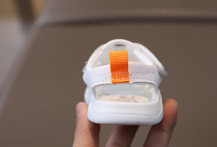 Soft-Soled Closed-Toe Sandals for Boys Girls — feature 13