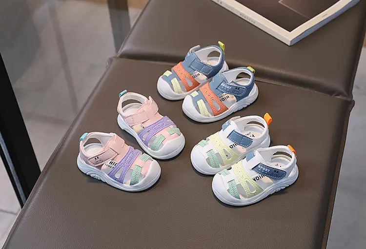 Soft-Soled Closed-Toe Sandals for Boys Girls — feature 2