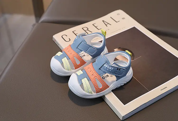 Soft-Soled Closed-Toe Sandals for Boys Girls — feature 3