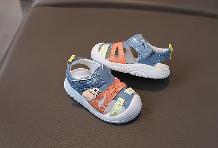 Soft-Soled Closed-Toe Sandals for Boys Girls — feature 5