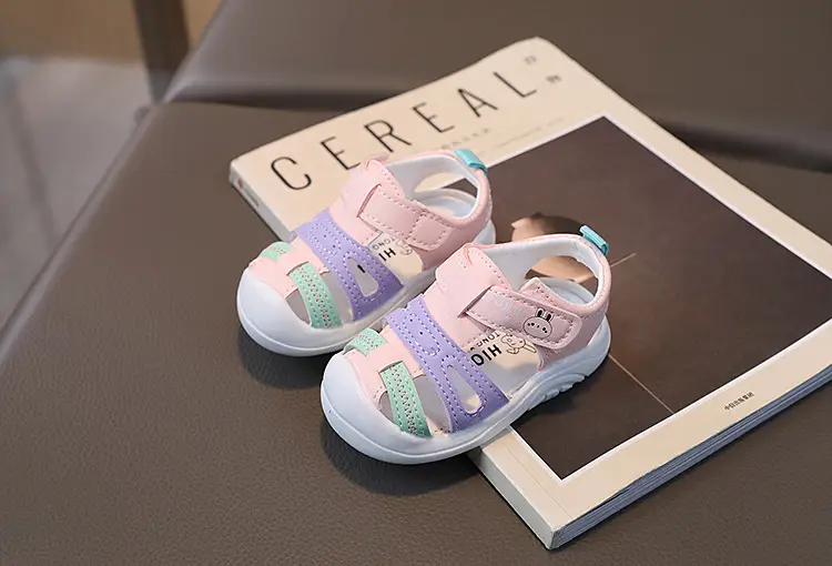 Soft-Soled Closed-Toe Sandals for Boys Girls — feature 6