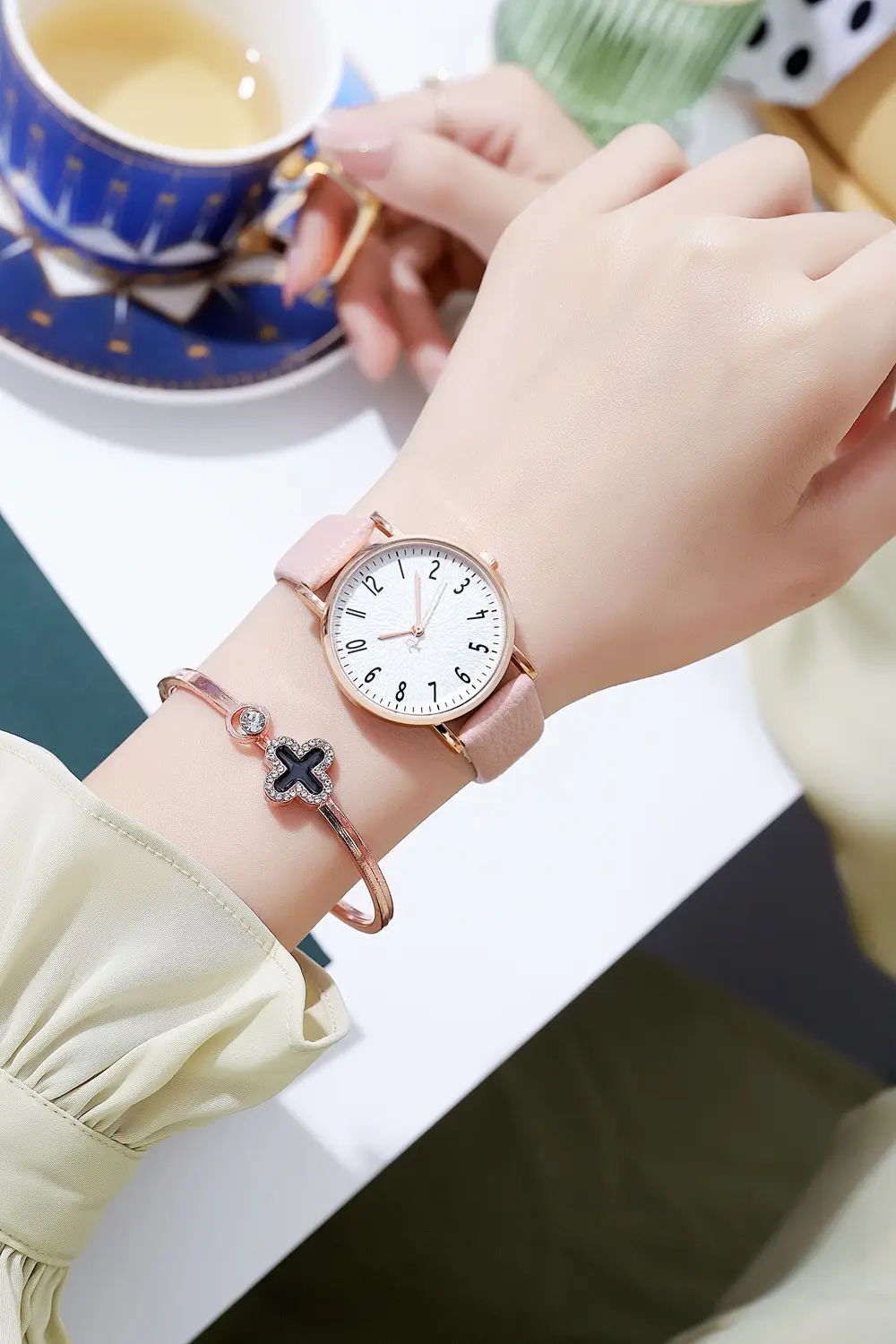 Fengsen Digital Women's Watch Light Blue Belt — feature 7