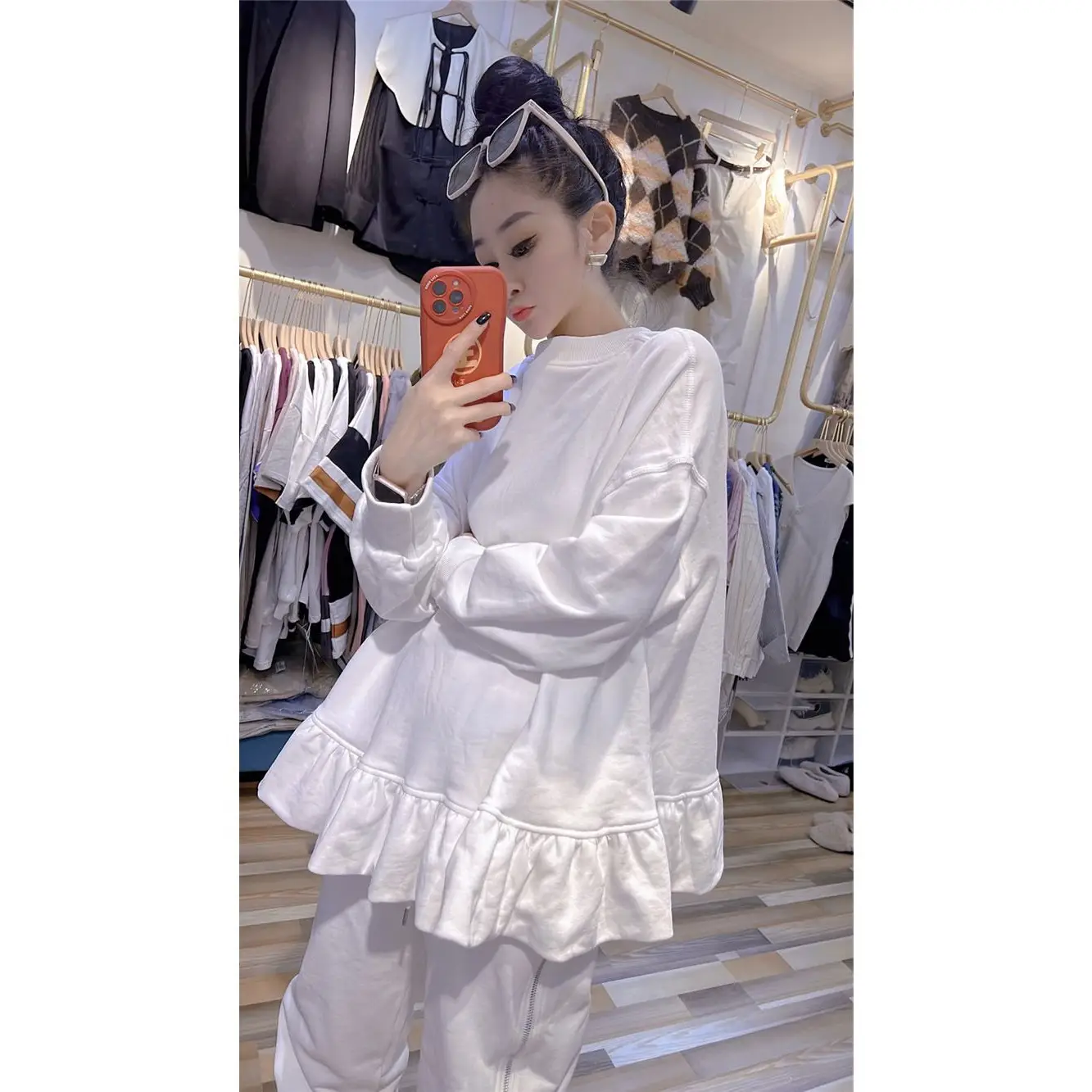 White Ruffled Sweatshirt Set for Women Plus Size Spring Autumn — feature 5