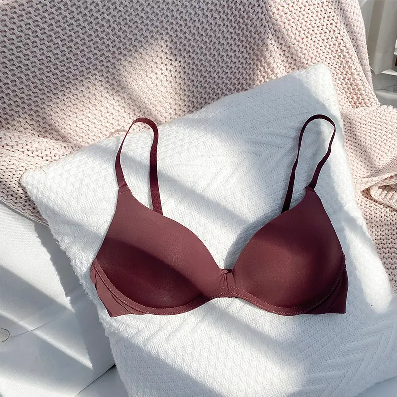 Japanese seamless wireless Four Seasons universal one-piece glossy light transparent comfortable push up commuter girl's small chest underwear