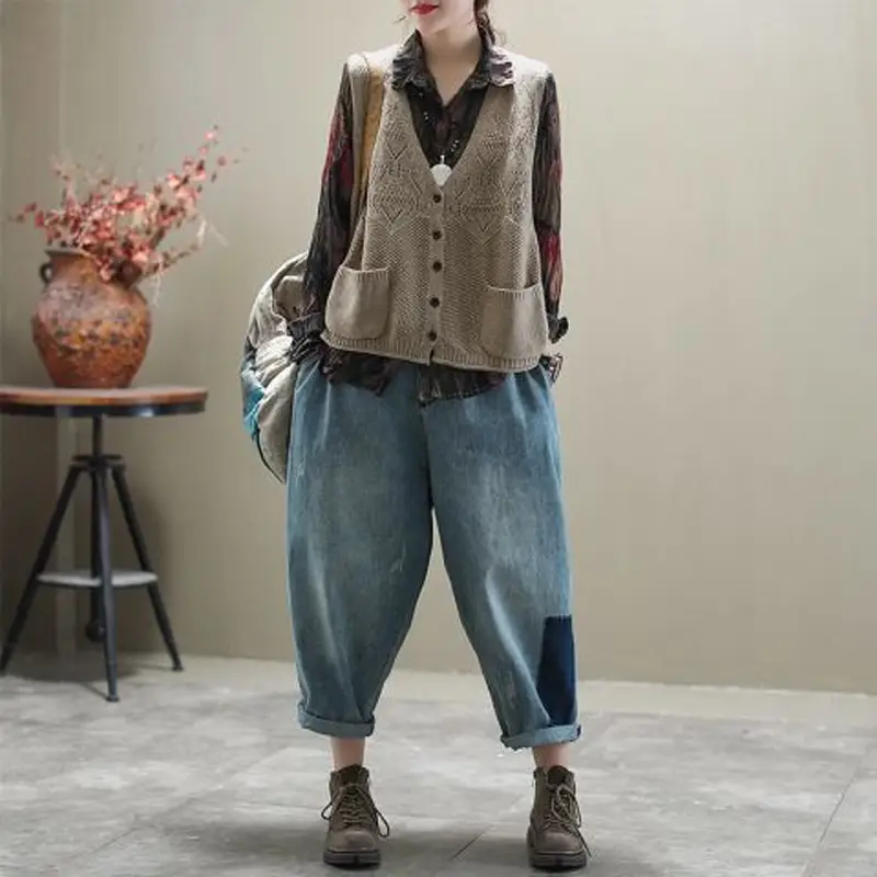 Women's Black Knitted Sleeveless Vest Coat - Image 4