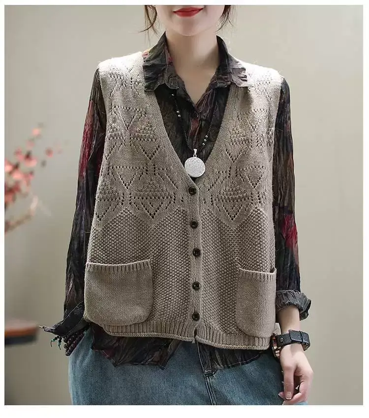 Women's Black Knitted Sleeveless Vest Coat — feature 14